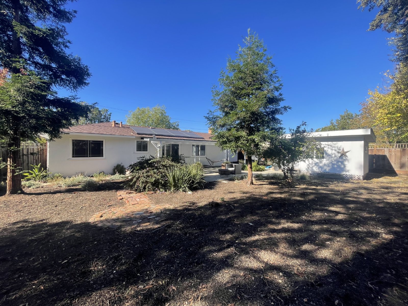 Wonderful Single Story 3 Bedroom, 2 Bath Center of Concord property image