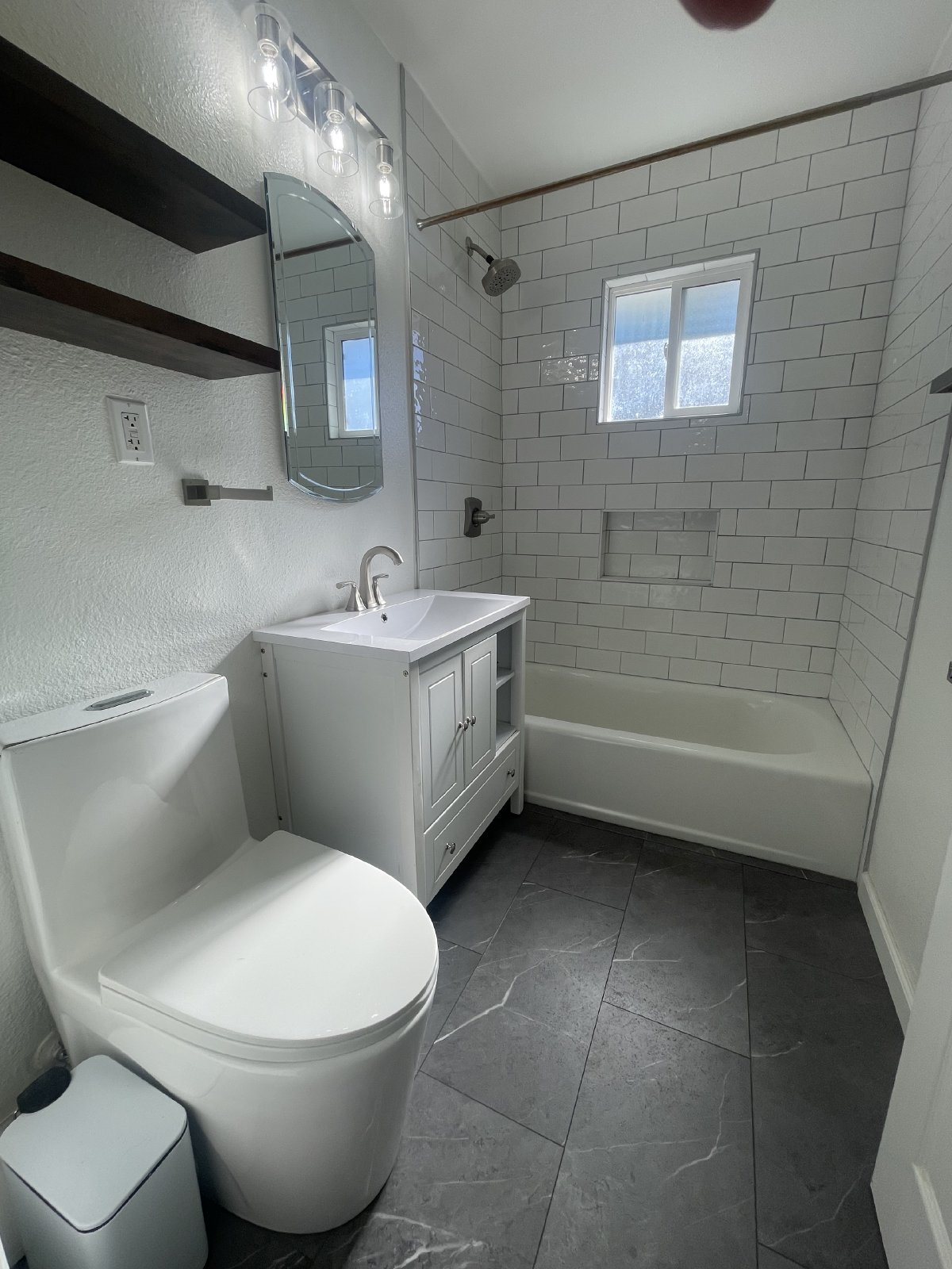 Wonderful Single Story 3 Bedroom, 2 Bath Center of Concord property image