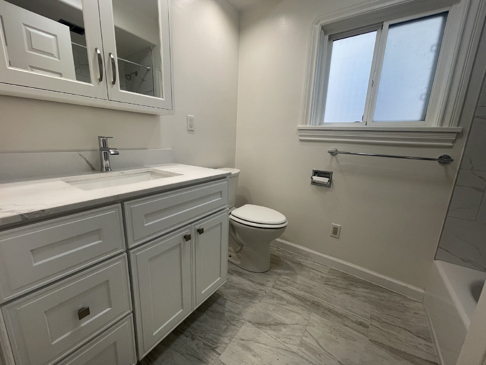 Gorgeous 3 Bedroom Home in Alameda. property image