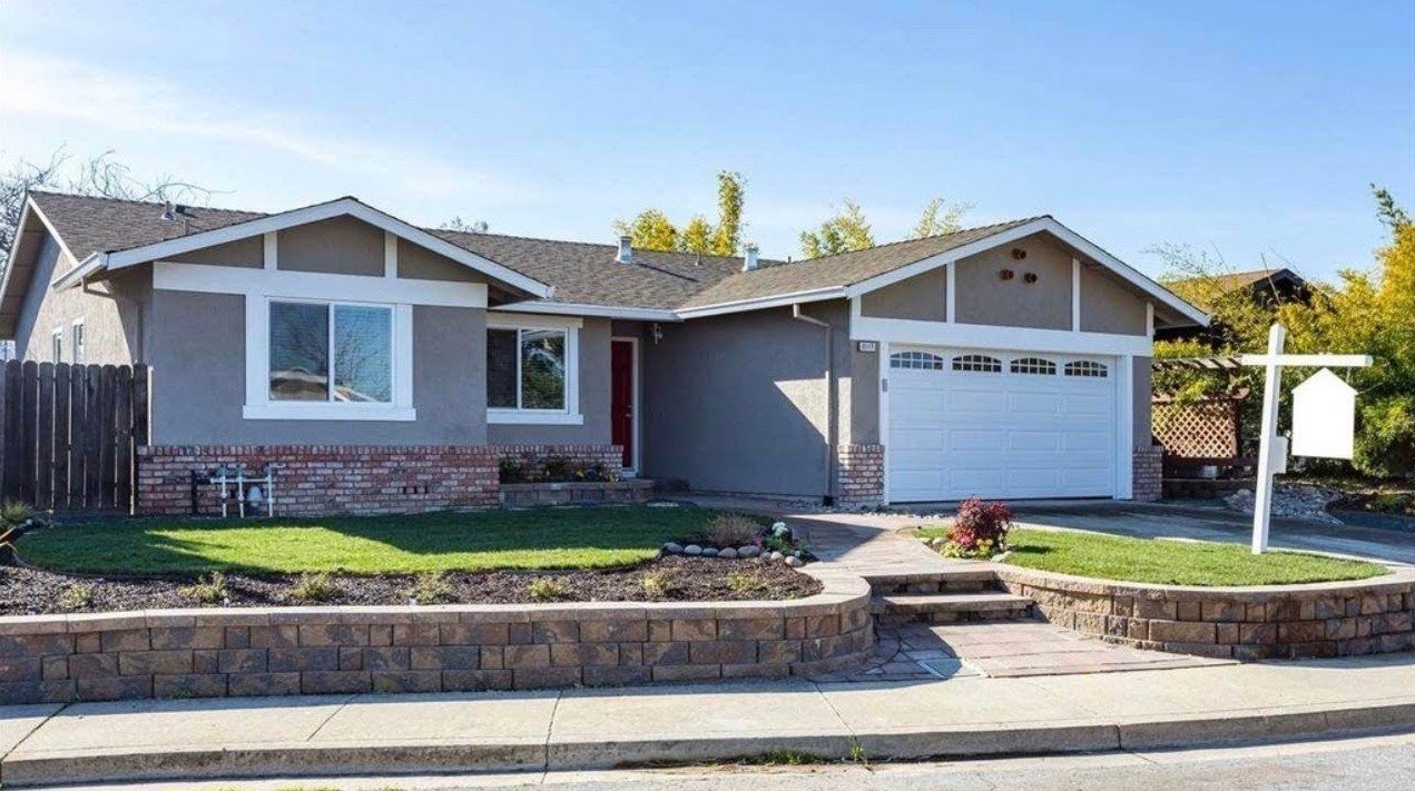 Beautiful 3 Bedroom Home Located in the City of Pittsburg. property image