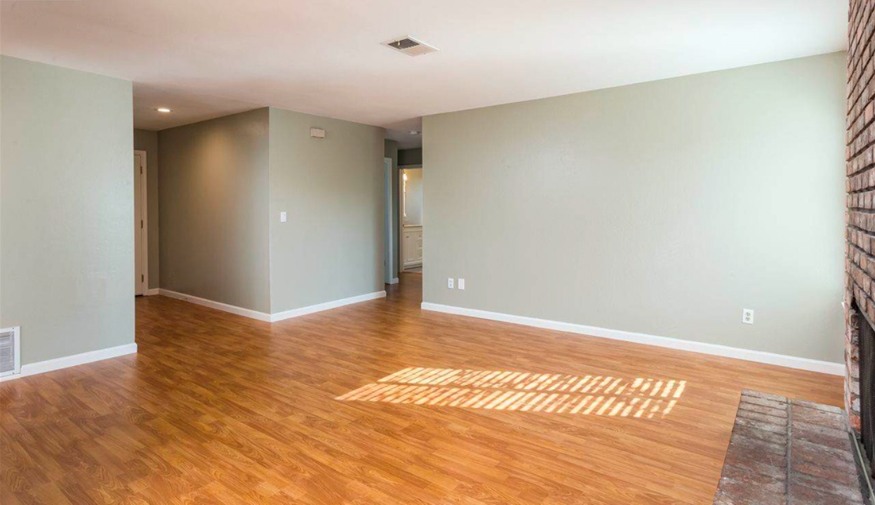 Beautiful 3 Bedroom Home Located in the City of Pittsburg. property image