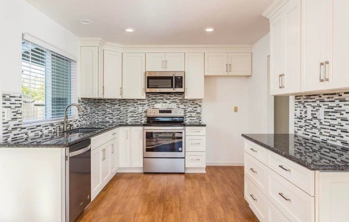 Beautiful 3 Bedroom Home Located in the City of Pittsburg. property image