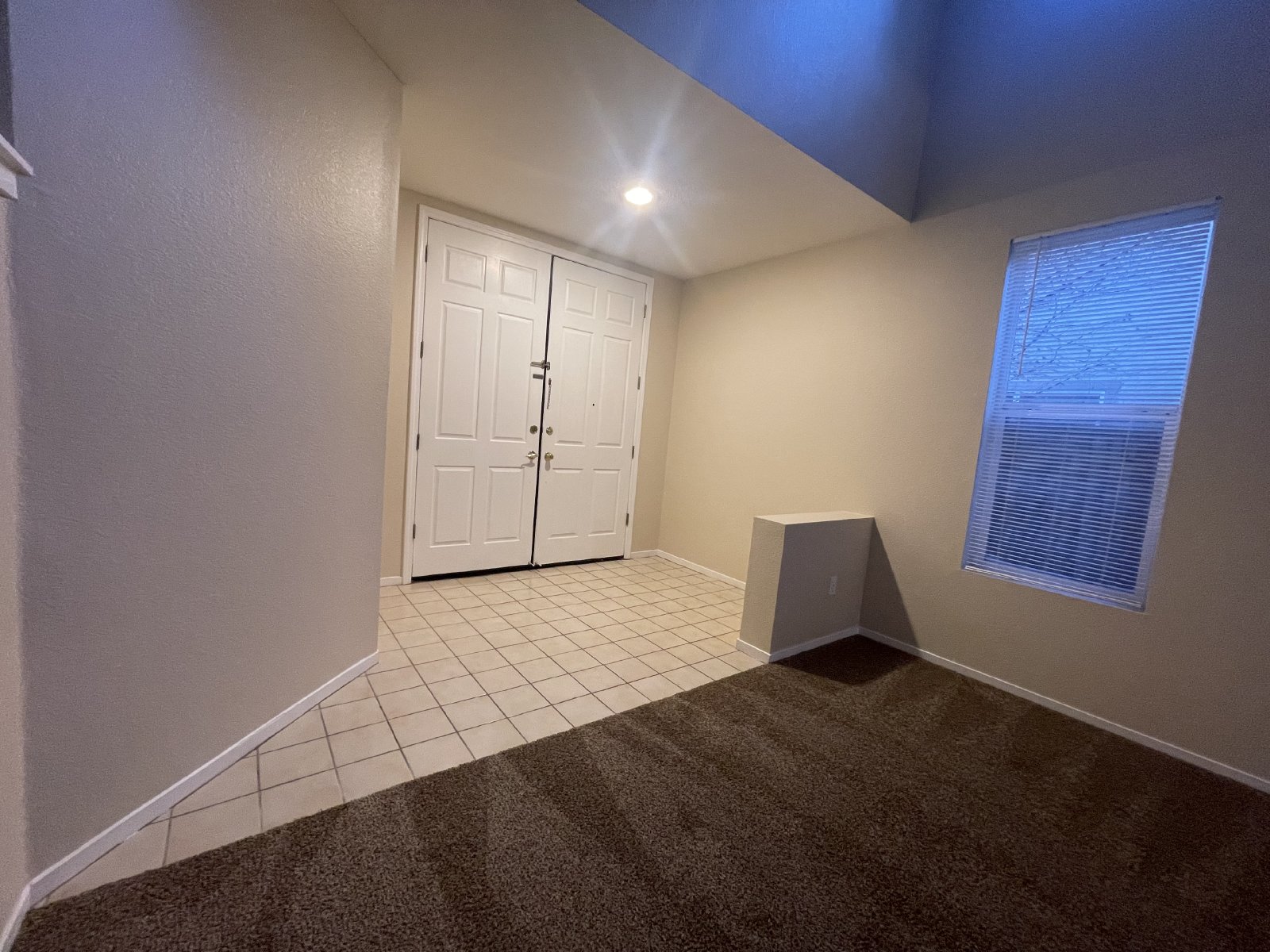 Wonderful Home Close to Shopping and Public Transportation. property image