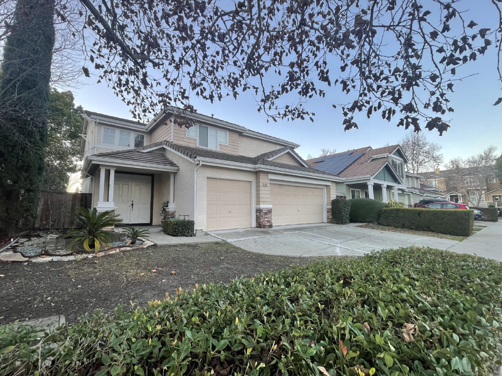 Wonderful Home Close to Shopping and Public Transportation. property image