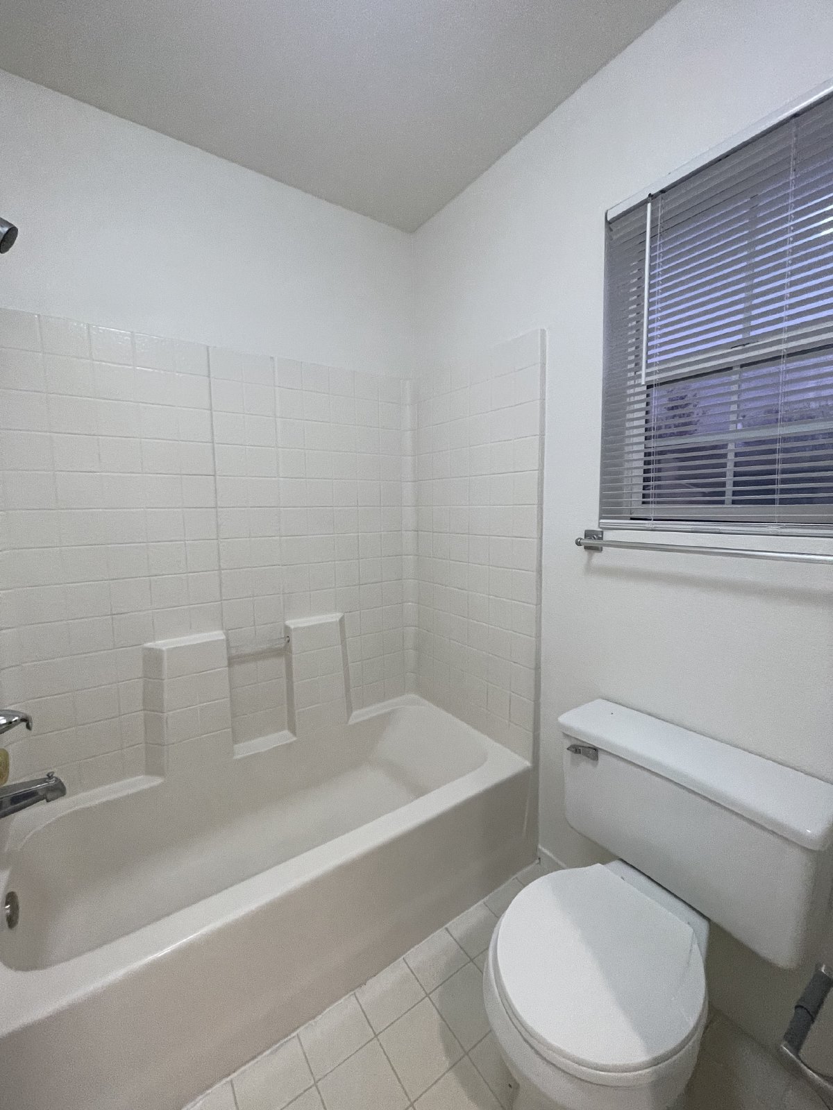 Wonderful Home Close to Shopping and Public Transportation. property image