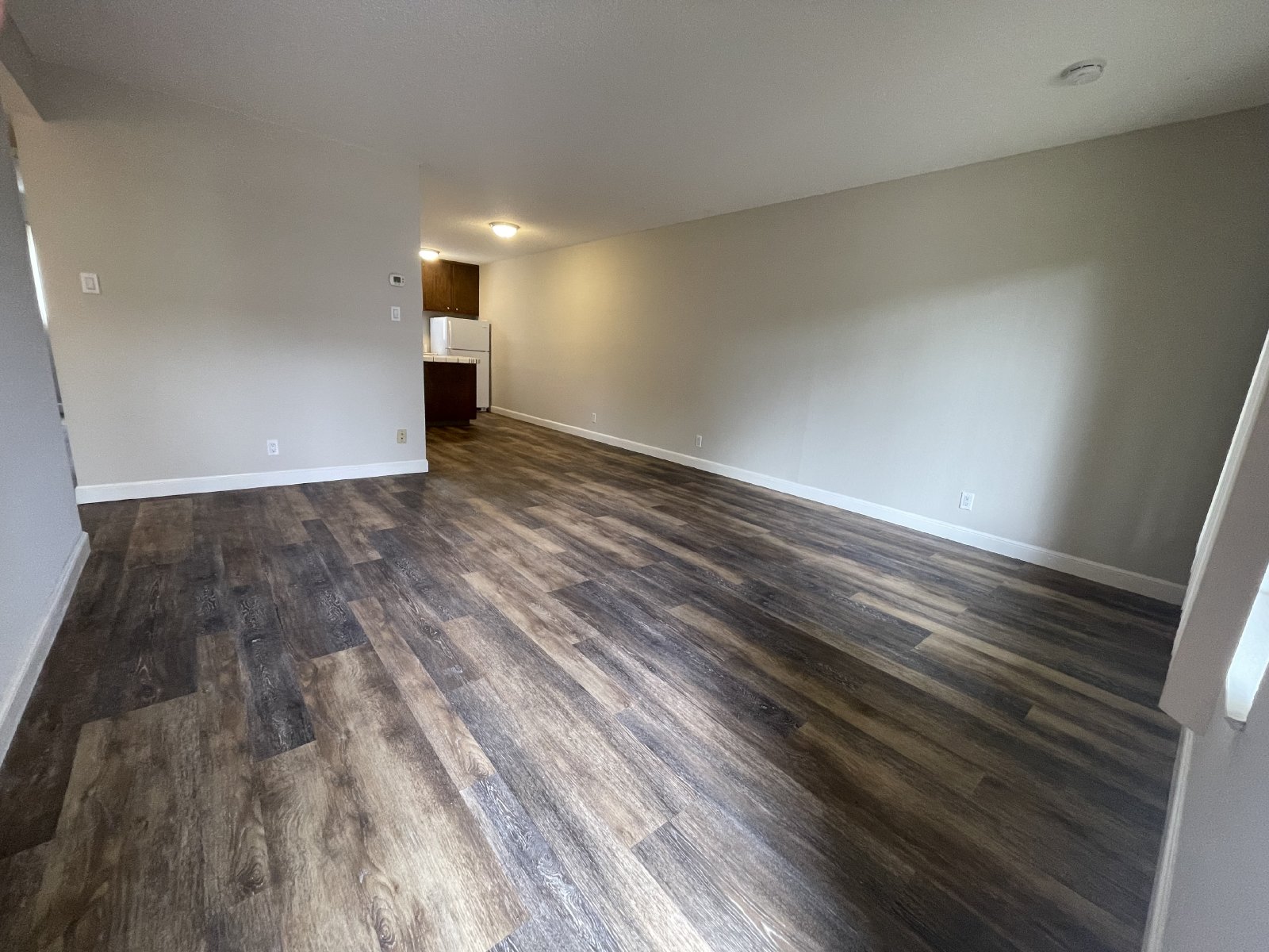 Wonderful Gated Downstairs Apartment property image
