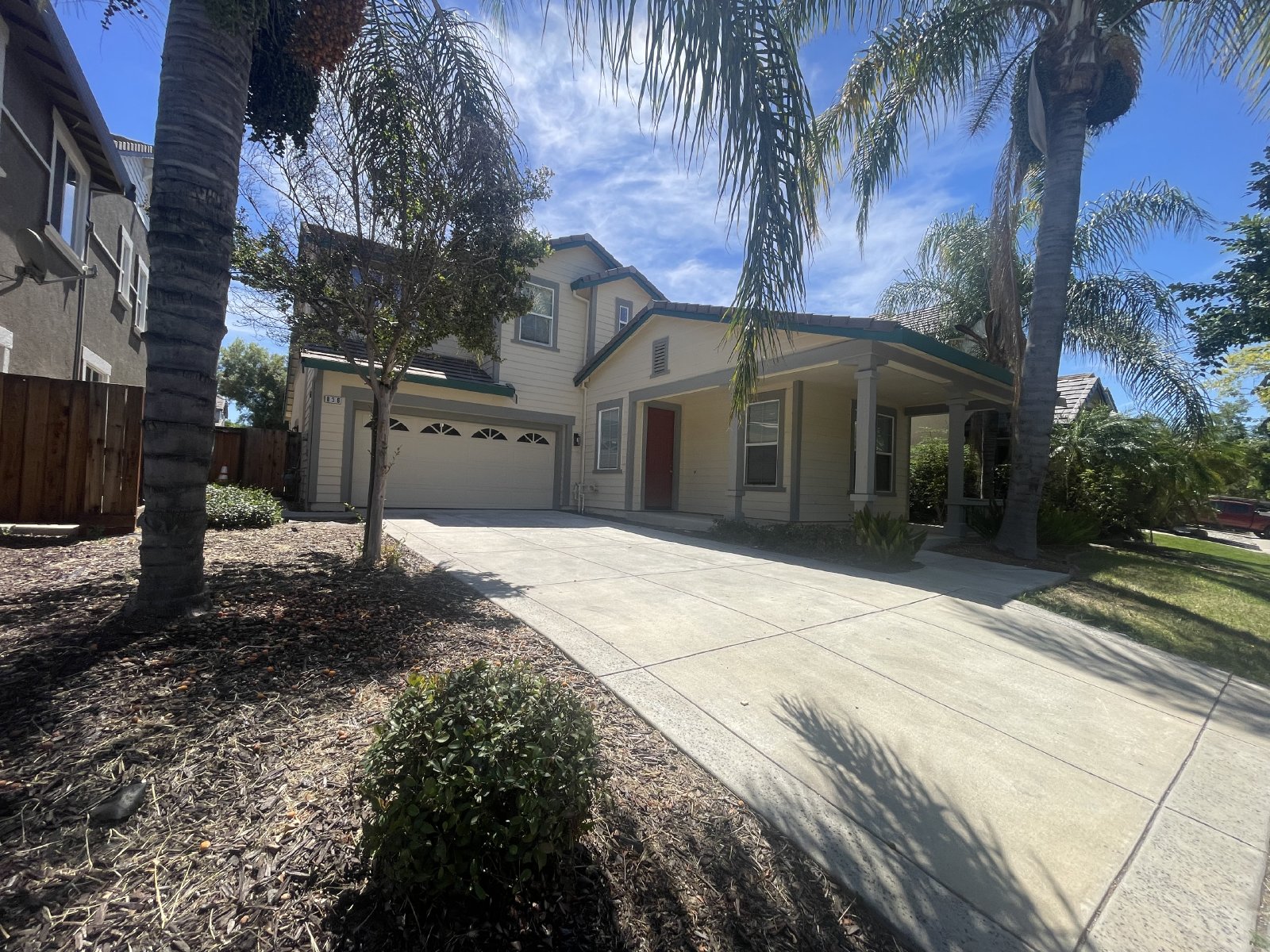 Beautiful 4 Bedroom Close to Downtown Brentwood! property image
