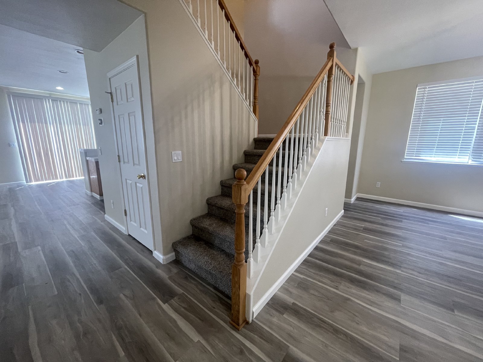 Beautiful 4 Bedroom Close to Downtown Brentwood! property image