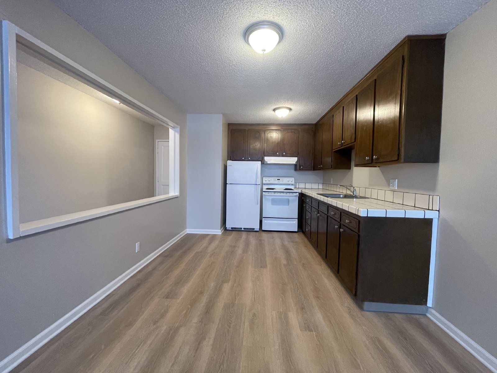 Wonderful Gated 2-Bedroom Downstairs Apartment property image
