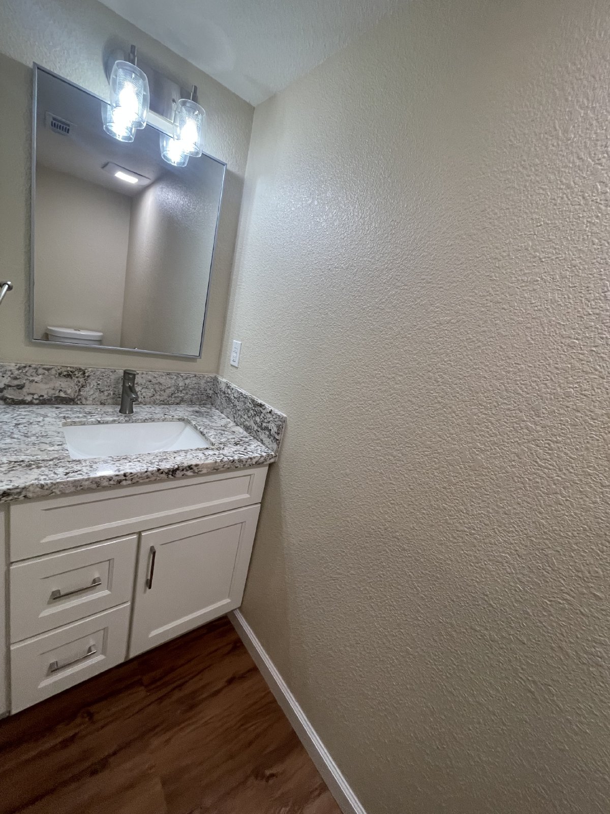 Gorgeous Updated Antioch Condo! property image