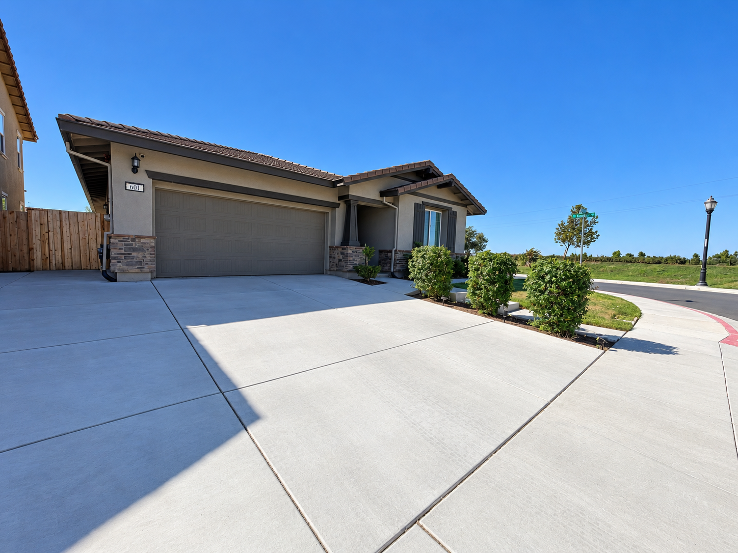Newer and Ready Move In 4 Bedroom, 2 Bath property image